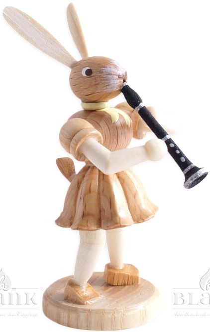 Blank Osterhase mit Klarinettte, natur